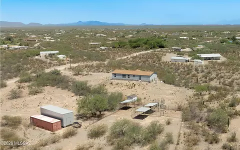 16801 S Tatanka Ln, Sahuarita, AZ 85629