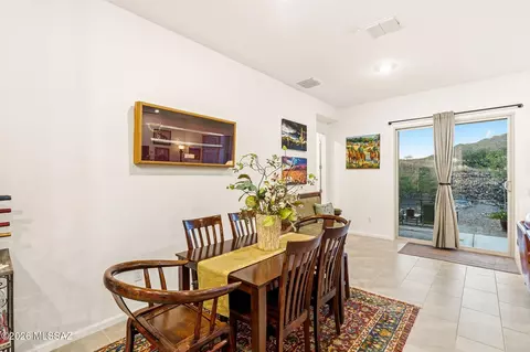 Dining - 17629 S Ridgerunner Dr, Vail, AZ 85641 photo 2 of 2