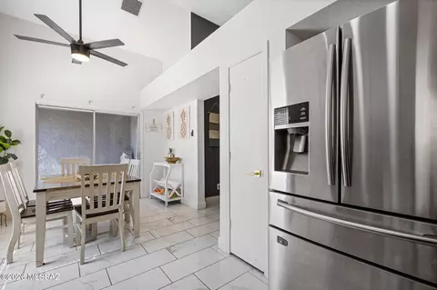 Dining - 5418 S Wembly Rd, Tucson, AZ 85746 photo 5 of 5