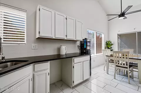 Kitchen - 5418 S Wembly Rd, Tucson, AZ 85746 photo 2 of 2