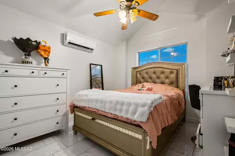 Bedroom - 5418 S Wembly Rd, Tucson, AZ 85746 photo 4 of 4
