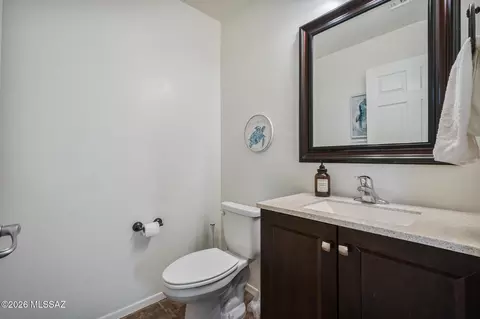 Bath - 6726 E Sea Horse Rd, Tucson, AZ 85756 photo 1 of 6