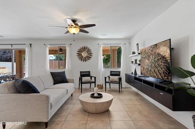 4735 W Countryside Way, Tucson, AZ 85742