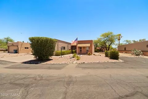 320 E Paseo Verde, Green Valley, AZ 85614