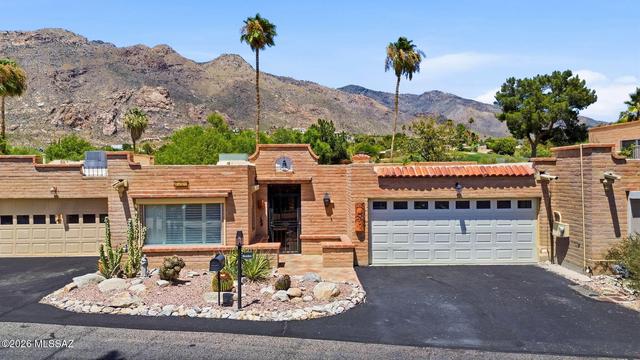 6462 N Val Dosta Dr, Tucson, AZ 85718