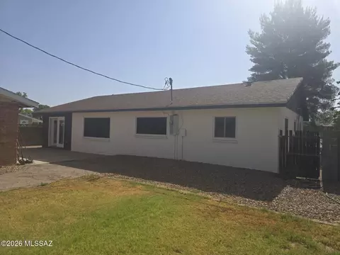 Exterior - 370 N Cochise Ave, Willcox, AZ 85643 photo 4 of 5