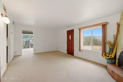 Living - 11155 E Saint James Rd, Tucson, AZ 85748 photo 4 of 4