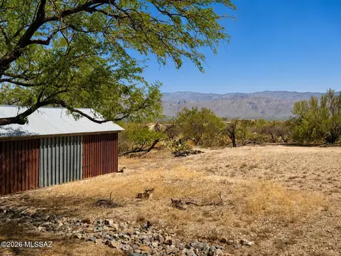Exterior - 11155 E Saint James Rd, Tucson, AZ 85748 photo 6 of 7