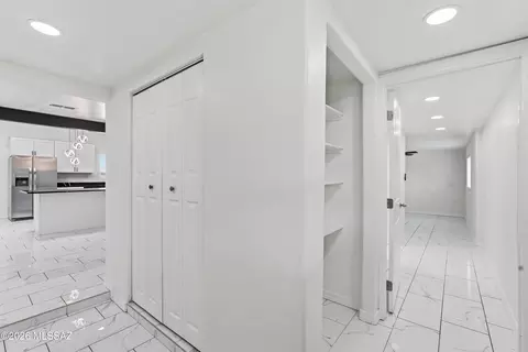Entry Way - 5497 S Canada Dr, Tucson, AZ 85706 photo 1 of 1