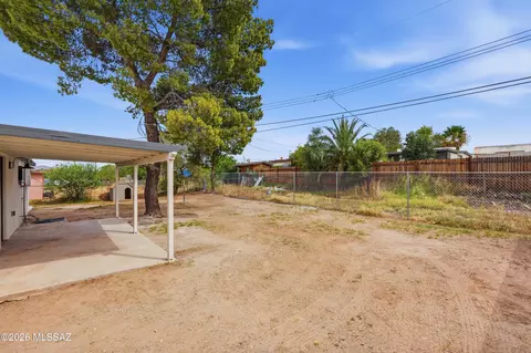 Exterior - 5497 S Canada Dr, Tucson, AZ 85706 photo 7 of 7
