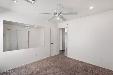 Bedroom - 5929 E Cedarbird Dr, Tucson, AZ 85756 photo 4 of 8