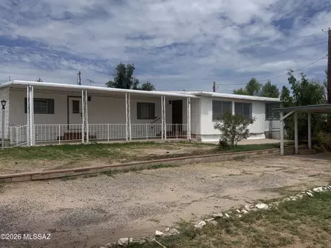 511 E Hillcrest Dr, Benson, AZ 85602 photo 1