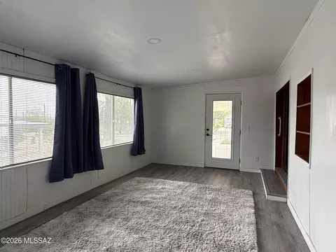 511 E Hillcrest Dr, Benson, AZ 85602 photo 3