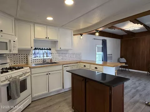 511 E Hillcrest Dr, Benson, AZ 85602 photo 13