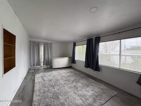 511 E Hillcrest Dr, Benson, AZ 85602 photo 5