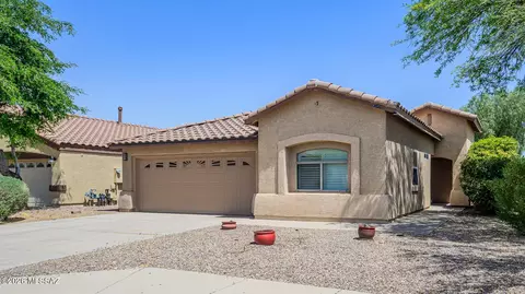10433 E Ravenswood St, Tucson, AZ 85747