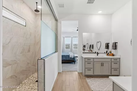 Entry Way - 12866 E Tortoise Pointe Dr, Vail, AZ 85641 photo 2 of 4