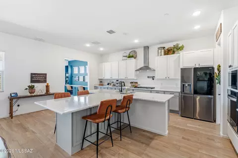 Kitchen - 12866 E Tortoise Pointe Dr, Vail, AZ 85641 photo 2 of 6