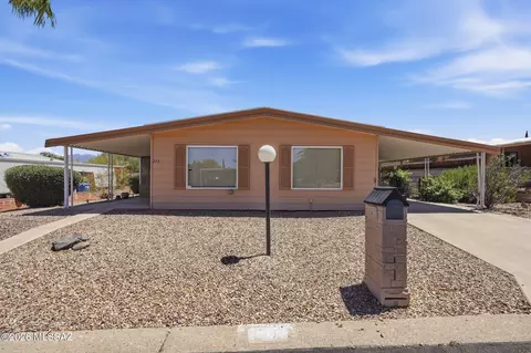 273 W Cedro Dr, Green Valley, AZ 85614