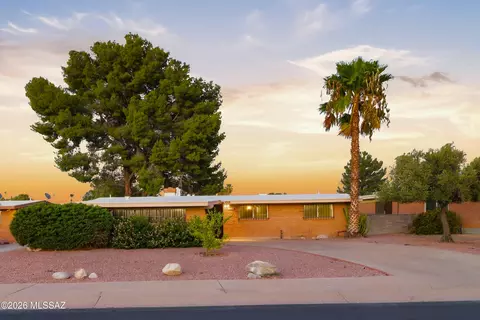 2109 S Camino Seco, Tucson, AZ 85710
