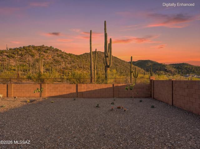 7536 W Janusia Ln, Marana, AZ 85658