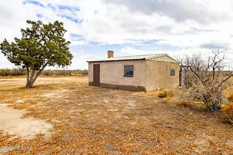 Exterior - 1807 E Kimzey Rd, Willcox, AZ 85643 photo 8 of 8