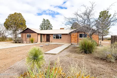 Exterior - 1807 E Kimzey Rd, Willcox, AZ 85643 photo 1 of 8