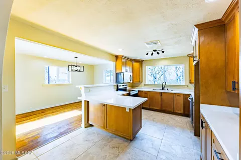 Kitchen - 1807 E Kimzey Rd, Willcox, AZ 85643 photo 1 of 7