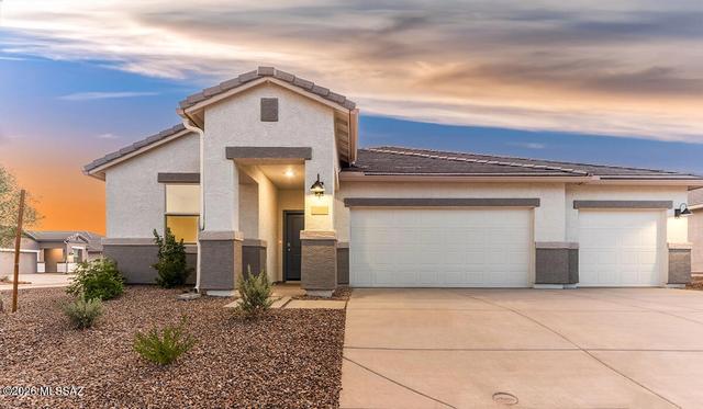 899 W Calle Zaino, Sahuarita, AZ 85629