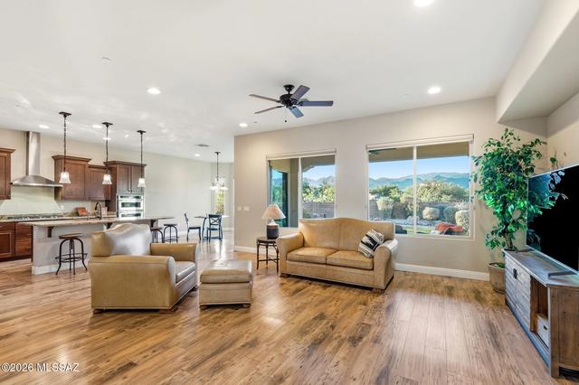 10823 E Fairacres Pl, Tucson, AZ 85749