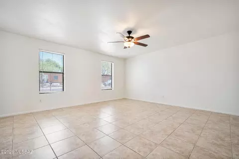 Living - 7331 E Brooks Dr, Tucson, AZ 85730 photo 2 of 3