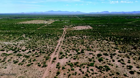 Undisclosed, Pearce, AZ 85625 photo 14