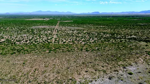 Undisclosed, Pearce, AZ 85625 photo 10