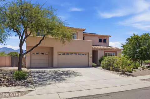 13154 N Booming Dr, Oro Valley, AZ 85755
