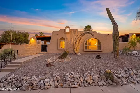 810 N Camino Santiago #51, Tucson, AZ 85745
