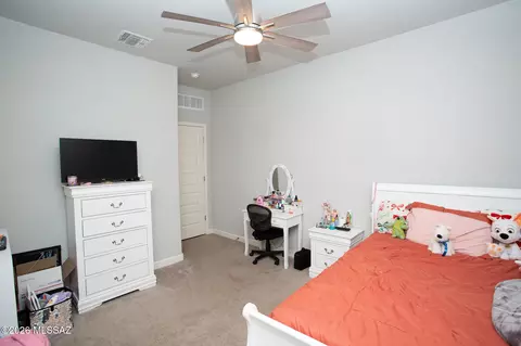Bedroom - 10032 N Smooth Agave Loop, Marana, AZ 85653 photo 6 of 6