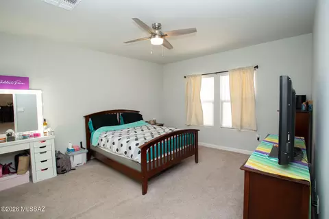 Bedroom - 10032 N Smooth Agave Loop, Marana, AZ 85653 photo 2 of 6