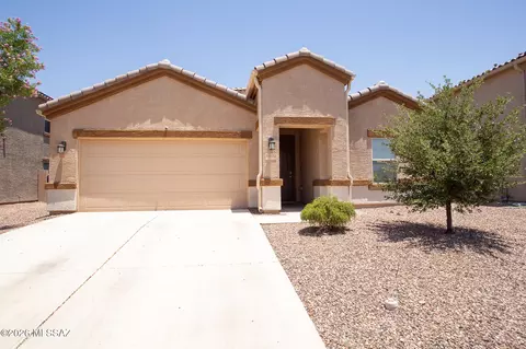 Exterior - 10032 N Smooth Agave Loop, Marana, AZ 85653 photo 4 of 6