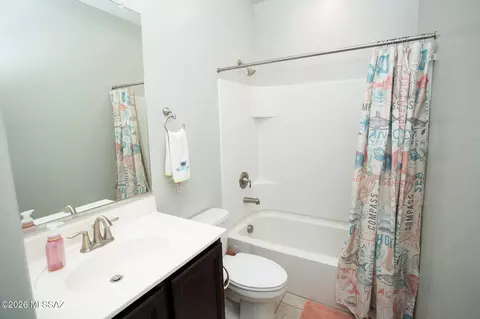 Bath - 10032 N Smooth Agave Loop, Marana, AZ 85653 photo 1 of 1