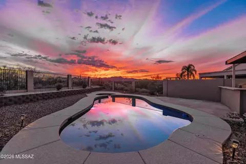 13455 N Big View Ct, Oro Valley, AZ 85755