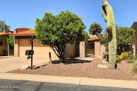 7949 N Sendero Uno, Tucson, AZ 85704