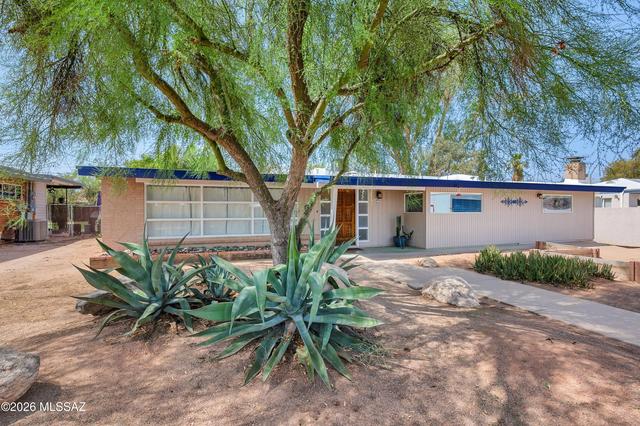 4232 E Poe St, Tucson, AZ 85711