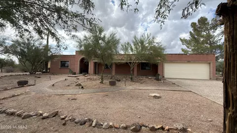 6018 W Bridle Way, Tucson, AZ 85743