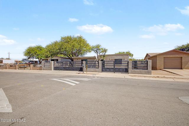 3024 W Tucker St, Tucson, AZ 85746