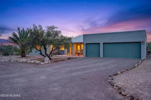 3581 N Lynford Pl, Tucson, AZ 85749