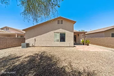 Exterior - 8790 E Mountain Spring Dr, Tucson, AZ 85747 photo 6 of 10