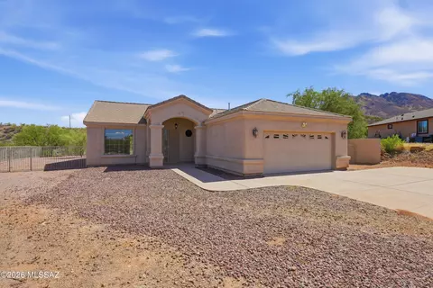 1504 Ola Ct, Rio Rico, AZ 85648