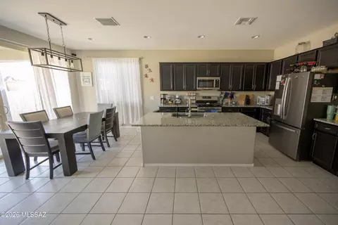 Kitchen - 12093 E Ryscott Cir, Vail, AZ 85641 photo 2 of 3
