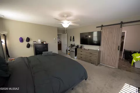 Bedroom - 12093 E Ryscott Cir, Vail, AZ 85641 photo 1 of 7