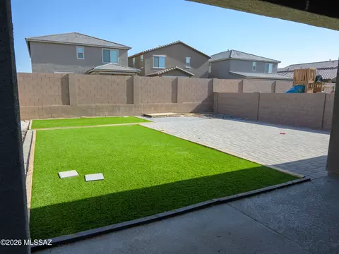 Exterior - 12093 E Ryscott Cir, Vail, AZ 85641 photo 3 of 5